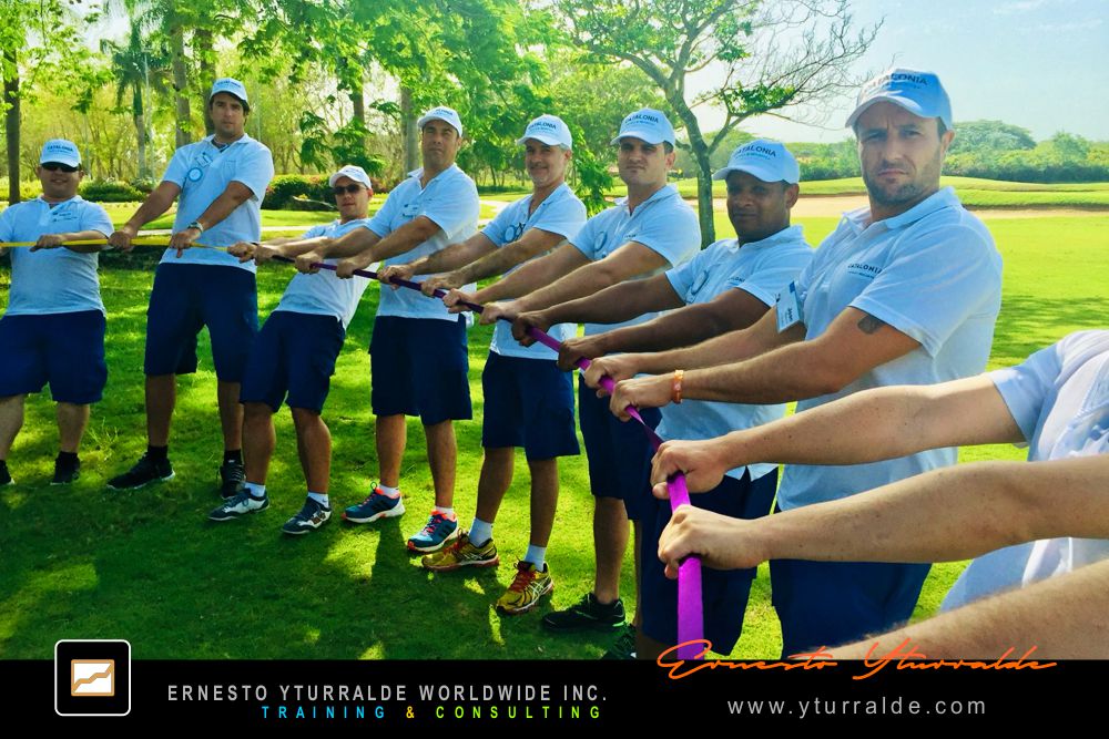 Team Building República Dominicana Talleres de Cuerdas Bajas | Team Building Empresarial para el desarrollo de equipos de trabajo en Quito