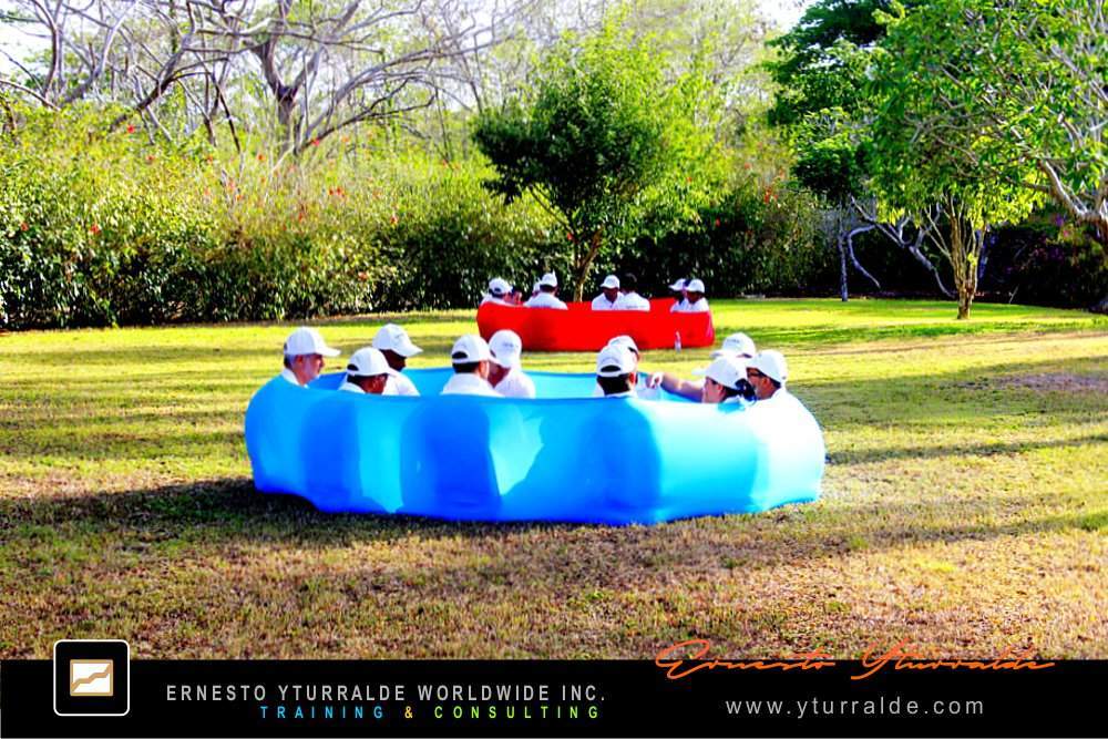 Team Building República Dominicana | Talleres experienciales de Cuerdas Bajas para la colaboración