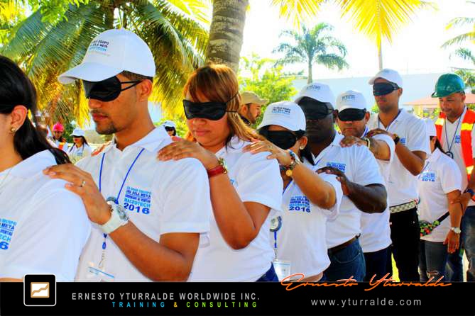 Team Building República Dominicana | Dinámicas de Cuerdas Bajas para equipos de alto rendimiento